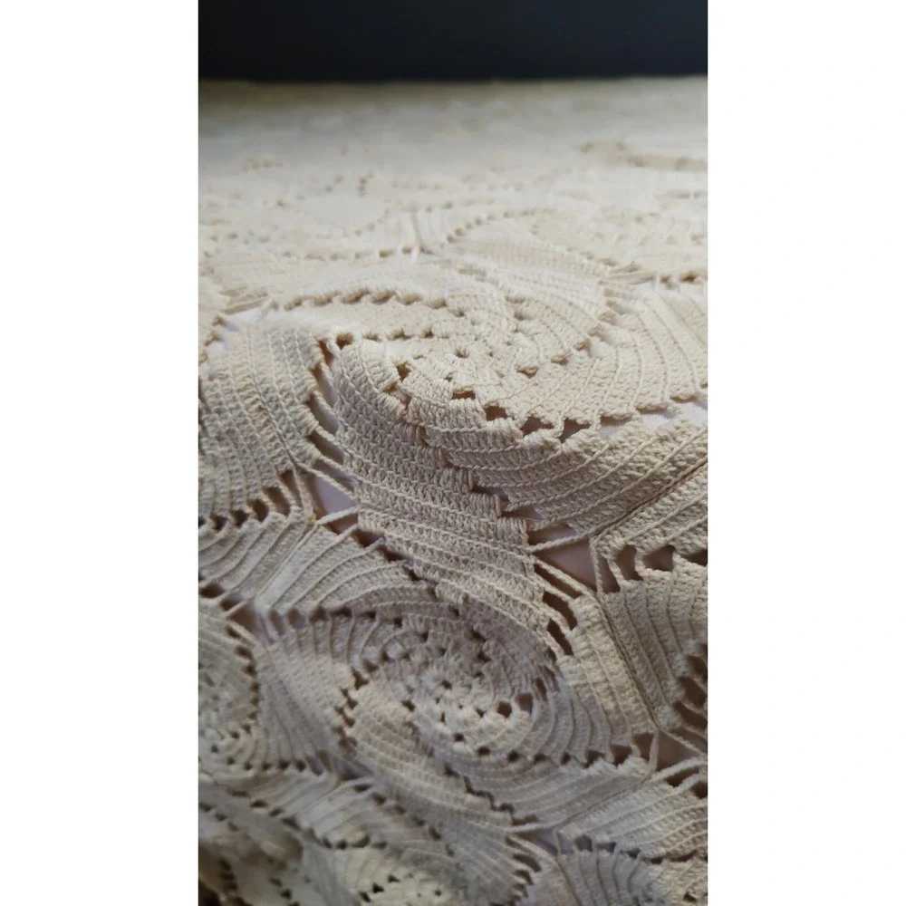 Vintage Handmade Crocheted Bedspread‎ Cotton Thread Full Queen Cottage Core SEE